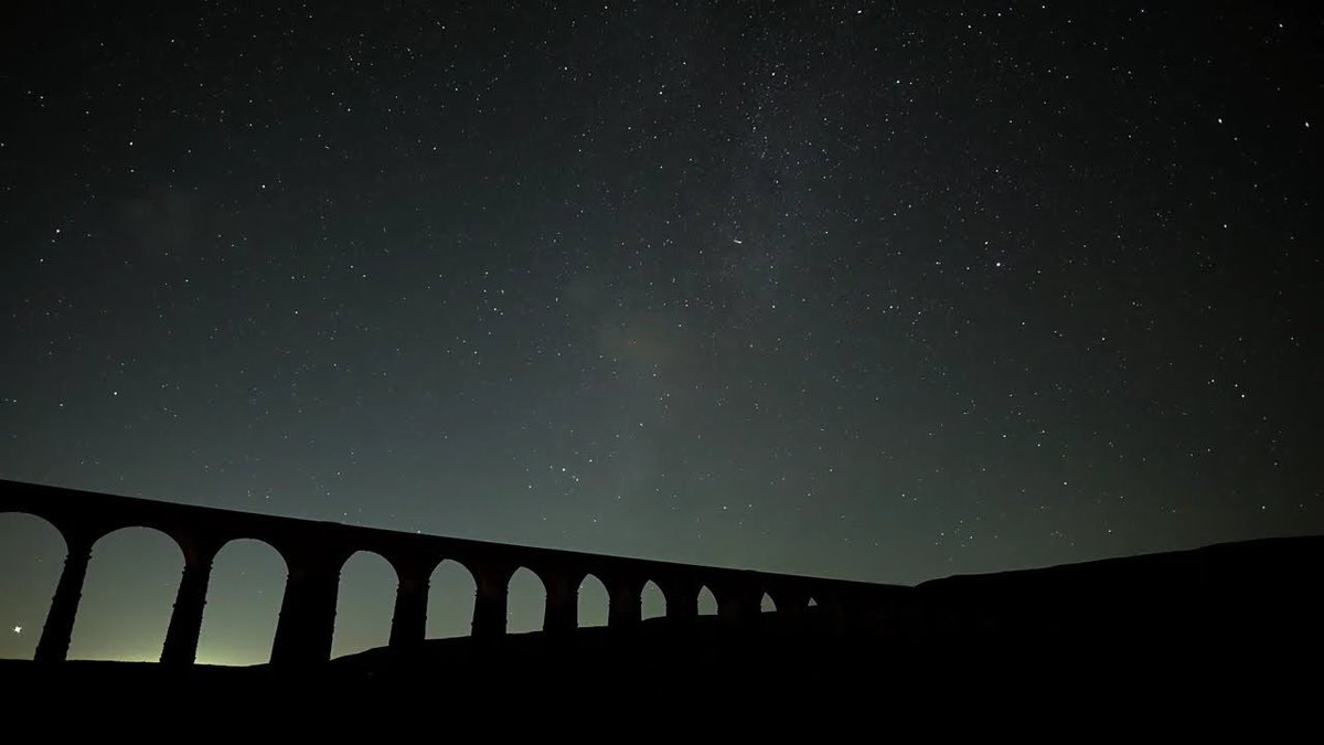 InspiringAstro's tweet photo. See my amazing time-lapse of the Milky Way over the Ribblehead Viaduct, Yorkshire Dales 🌌 Milky Way Timelapse Over The Ribblehead Viaduct - Yorkshire Dales
https://t.co/bCrXIOB7Wt
#Astrophotography #Yorkshire https://t.co/BYlYq2prvd