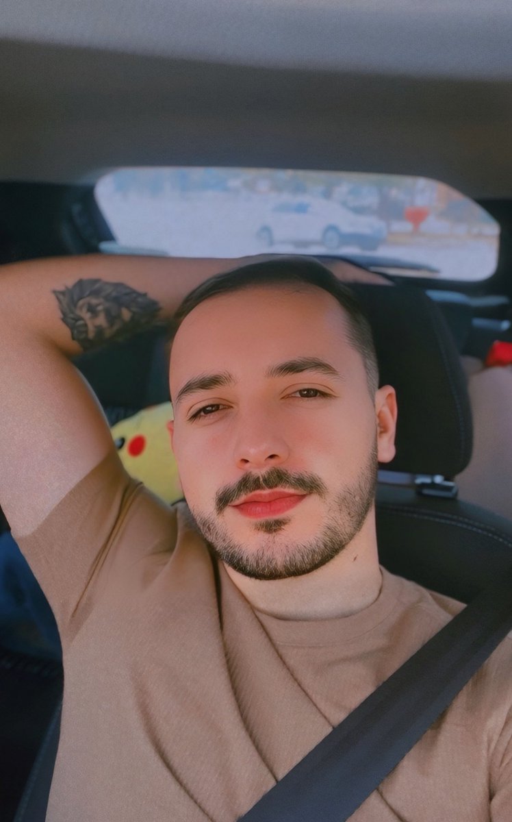 ssacmendes's tweet image. vai uma carona por aí? 🚕