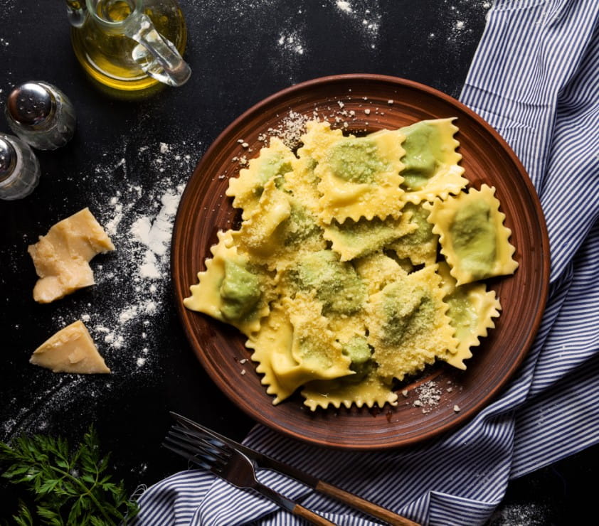If wine pairings for pasta are all about the sauce, with ravioli and other stuffed pastas it's more about the filling matchingfoodandwine.com/news/pairings/… #winepairing
