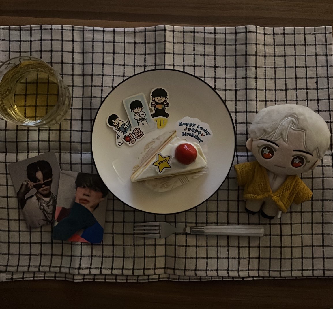 michon__EaRTH7's tweet photo. Happy Birthday YOUNGHOON💛
いつもよんふんの笑顔に支えられてます✨
ずっと健康で元気でいてね✧︎*。
#Happy_YOUNGHOON_Day 
#ヨンフンのドキドキおたんじょうび https://t.co/ZTgcFe0pDr