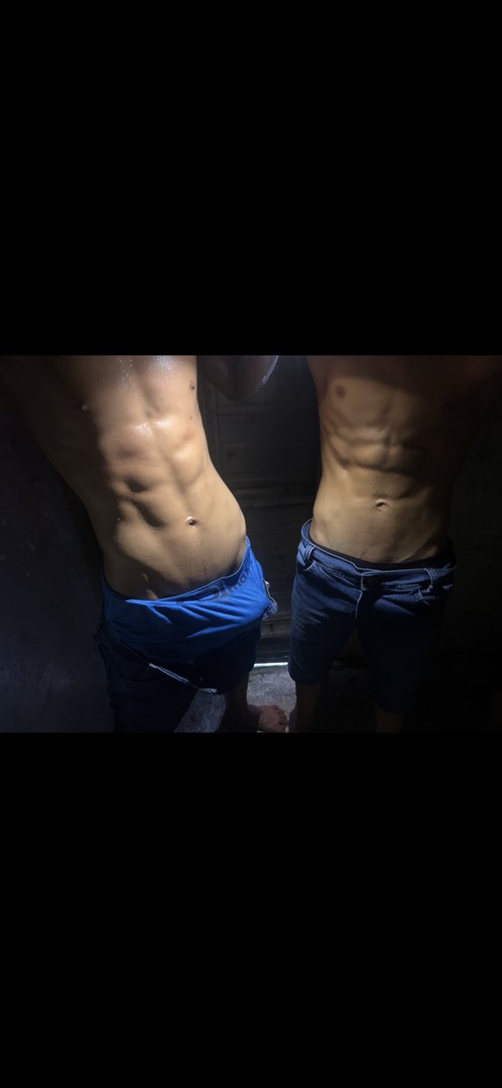 E esses dois safados que tavam descarregado mercadoria em um mercado e os chamei para um serviço extra 😀😈🤤