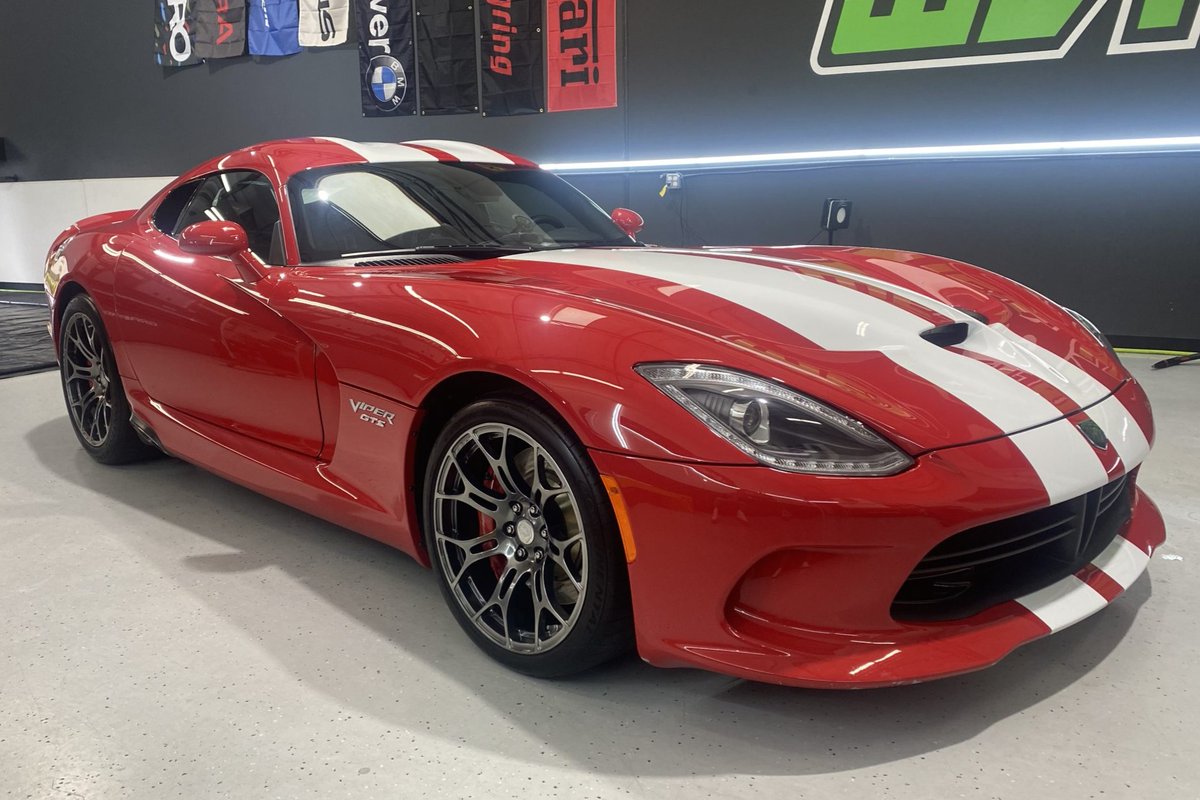Bringatrailer's tweet photo. Now live at BaT Auctions: 2017 Dodge Viper GTS Coupe. https://t.co/Dr4kxWDT7p https://t.co/cwUEeUJt2P