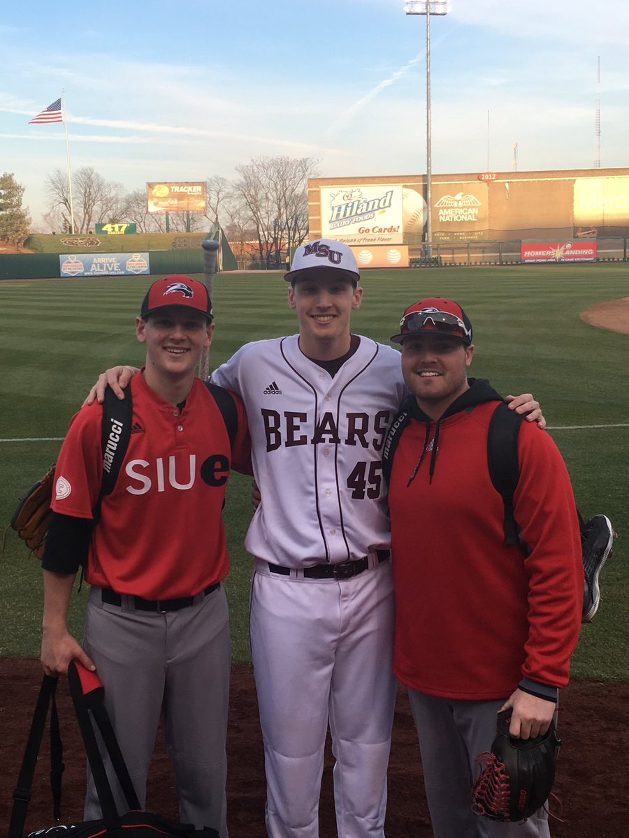 PSP3nation's tweet photo. At PSP3, we are a family. Jackson Layton, a long time PSP3 athlete, has recently been diagnosed with Stage 4 colon cancer.

We have posted the GoFundMe in our instagram bio, please help in any capacity you can. Your PSP3 family is here for you, Jackson!💪 https://t.co/TFzyuDWChl