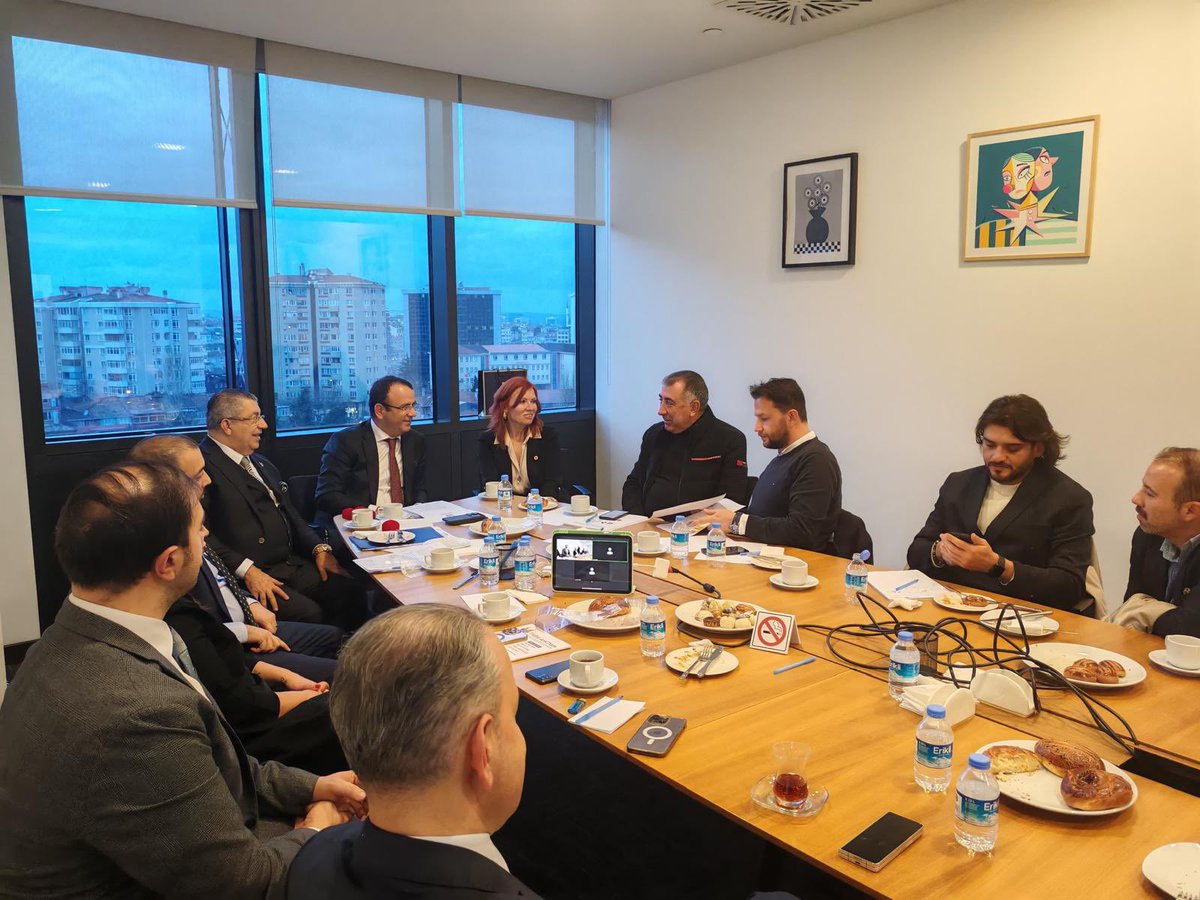 ferhanademhan's tweet photo. Sayın Turgut Özal’ın öncülüğünde kurulan Türk Amerikan işadamları derneği Taba Amcham bir dönem Beraber başkan yardımcılığı yaptığım Süleyman Şanlı kardeşimin daveti üzerine yönetim kuruluna katıldım.Gurur duydum başarılar diliyorum.#tabaamcham https://t.co/0fZ669eiBH