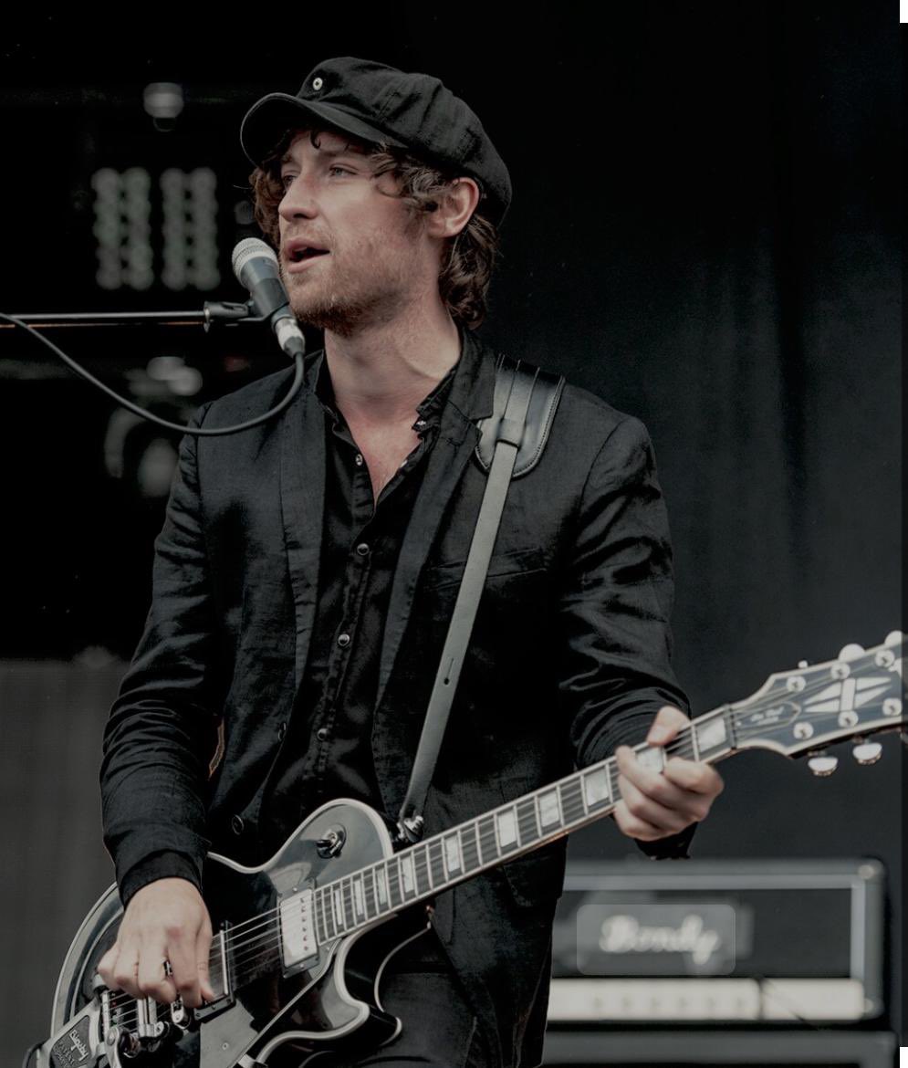 AndrewCushin's tweet photo. Welcome aboard!!… 🎸

Really pleased to welcome Johnny Bond to the live band 👏 top lad and a superb guitarist 🎸

Having been with Detroit Social Club and Catfish and the Bottlemen I think I speak for everyone when I say I’m buzzing to have him involved x

See you on tour 🙌 https://t.co/BuiqZnaJaK