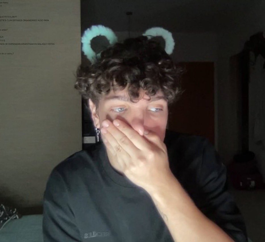 hoy hace 10 meses salió Porái…