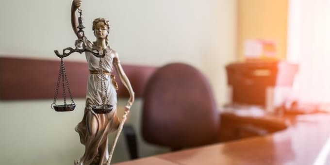 Las organizaciones de periodistas rechazan la intención del PSOE de suprimir las querellas basadas en investigaciones periodísticas <a href="/aprensamadrid/">APM</a> forocompol.com/index.php/orga…
#politicaespañola #politicas #political #comunicacionpolitica #politicaldebate