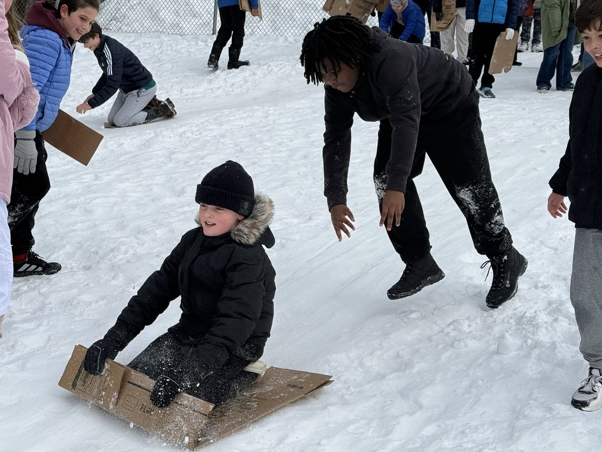 University Elementary tweet media