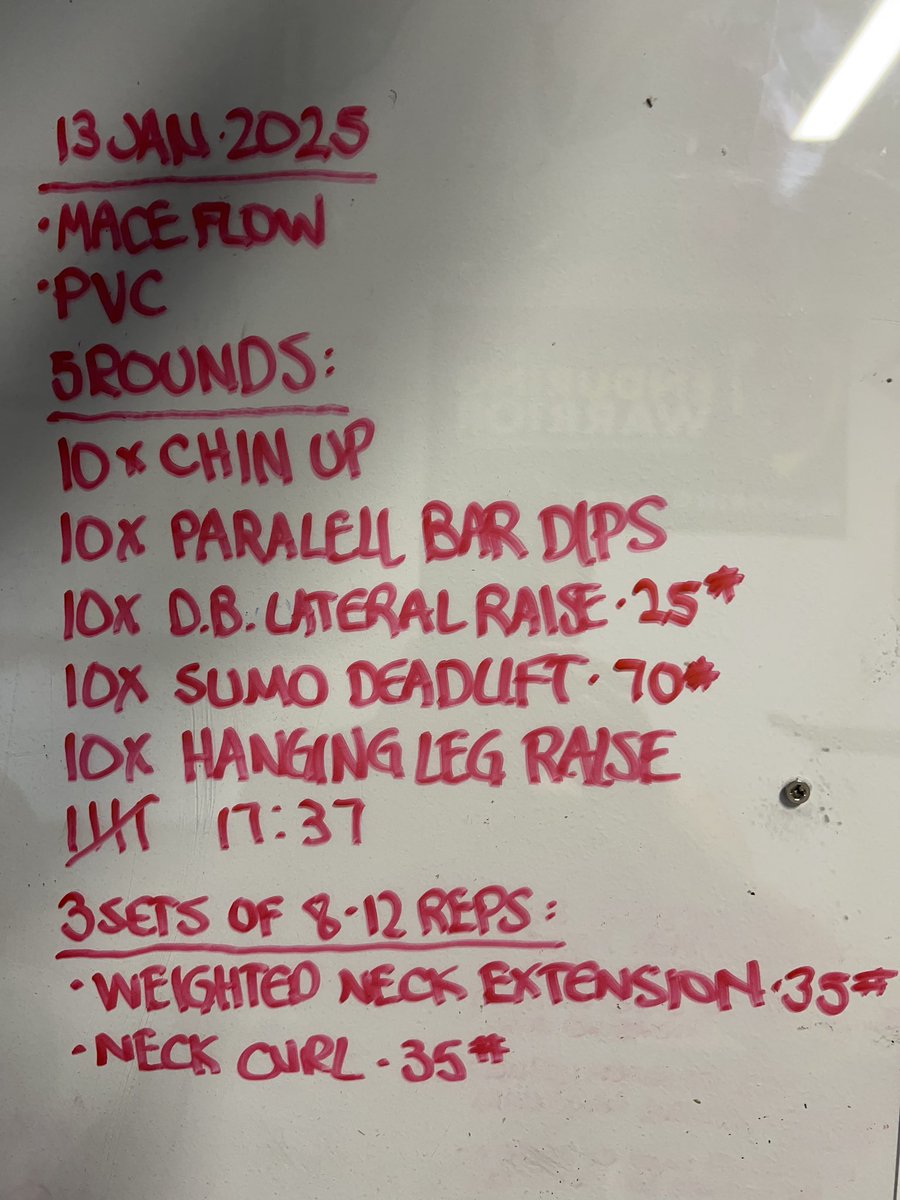 mdknighted's tweet photo. H.O.P. Garage gym sesh
#fitat50 https://t.co/VTnlJgsPHl