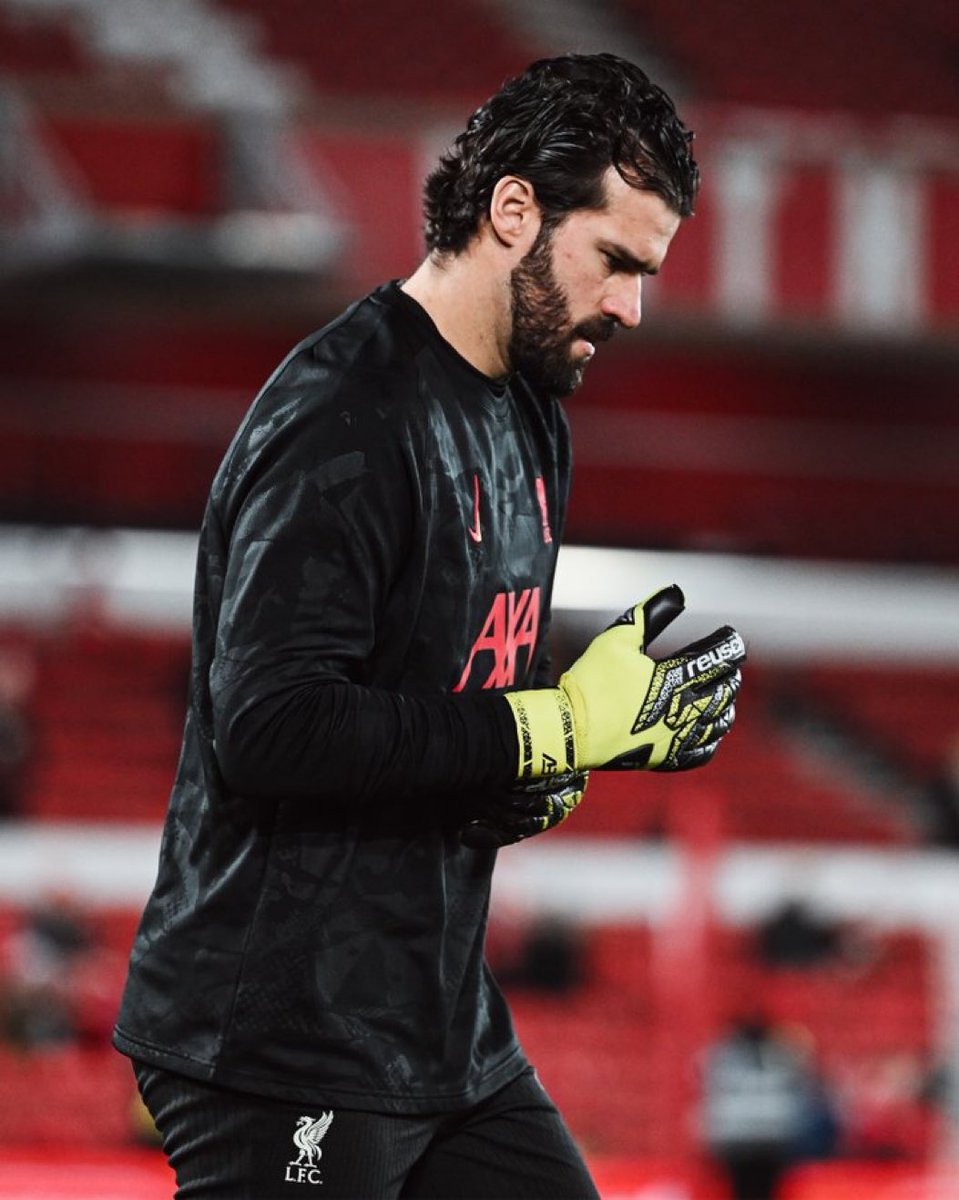 Inkedandunique's tweet image. Come on #AB1 🧤 🧤‼️

#LiverpoolFC