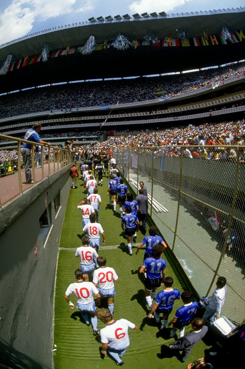 fifaworldcup_es's tweet photo. 22 de junio de 1986. Estadio Azteca.

@Argentina | #CopaMundialFIFA https://t.co/AgHLglN2aA