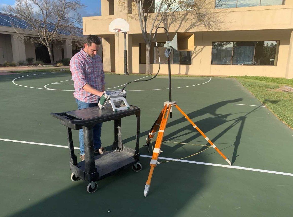 Anritsu's tweet photo. #Anritsu’s app note demonstrates how to use the #FieldMasterPro MS2090A's pulse analyzer option to perform pulsed #radar measurements of #WeatherRadar systems and airport surveillance radar.
Download now: https://t.co/6TpJp64tjc
#TestandMeasurement #SpectrumAnalyzer https://t.co/TRh5JPxnAH