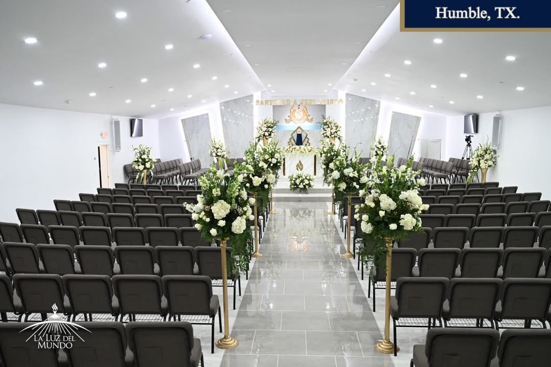 iglesialldm's tweet photo. El 29 de diciembre, en Humble, Texas, se consagró otro templo, fruto del trabajo y unidad de la comunidad local. En la ceremonia, los asistentes expresaron su gratitud y su alegría por contar con un espacio digno para alabar a Dios.

Así mismo, el pasado 29 de diciembre de 2024, en Tlajomulco de Zúñiga, Jalisco, México, se efectuó la consagración de un majestuoso templo en un evento solemne que reunió a cientos de fieles. El representante apostólico destacó la fe y el esfuerzo de los hermanos que hicieron posible esta obra, un testimonio del amor y la dedicación que caracteriza a los miembros de esta congregación.

#ElAmorNosUne | #SiempreUnidos