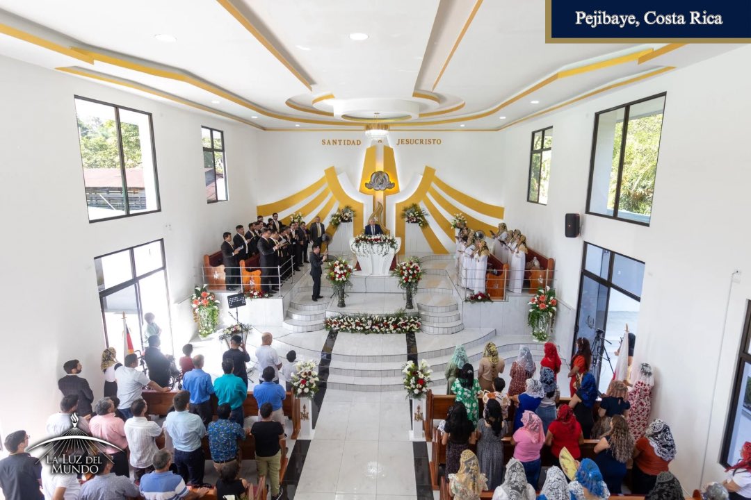 iglesialldm's tweet photo. En Álamo, Veracruz, el 22 de diciembre también se inauguró una Casa de Oración que será un faro espiritual para los habitantes de esta región. En su mensaje, el delegado apostólico recordó que este lugar será un espacio de paz y enseñanza, donde el Evangelio de Jesucristo continuará transformando vidas.

De igual manera, el 22 de diciembre, en la ciudad de Tlacoachistlahuaca en el estado de Guerrero, México; se vivió un momento histórico con la inauguración de un hermoso templo. Este recinto, edificado con amor y fe, se convirtió en un espacio para que toda persona que desee, pueda acercarse a Dios por medio de la oración, así como la oportunidad de escuchar la palabra de Dios. El mismo domingo 22 de diciembre, en el estado de Guerrero, en el municipio de Atoyac de Álvarez, también se llevó a cabo la dedicación de otro templo que simboliza el cumplimiento de las promesas de Dios. En este acto, el representante apostólico instó a los presentes a seguir fortaleciendo su fe y compromiso con la enseñanza de Jesucristo.