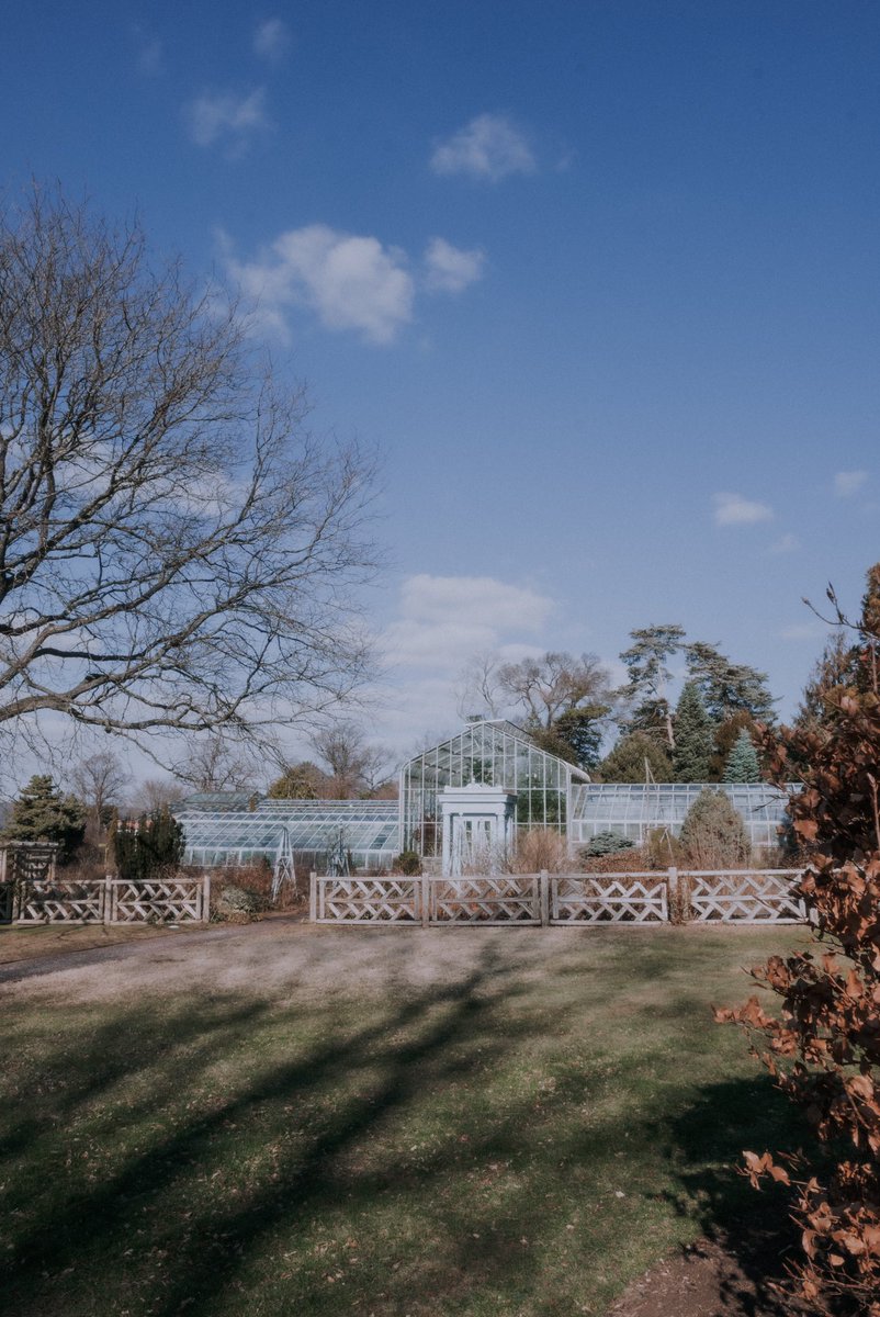 niagarza_'s tweet photo. ofc my camera died so I only covered barely the first half of the grounds. plenty more to explore, def going back asap <3 https://t.co/sipQ1xbEYA