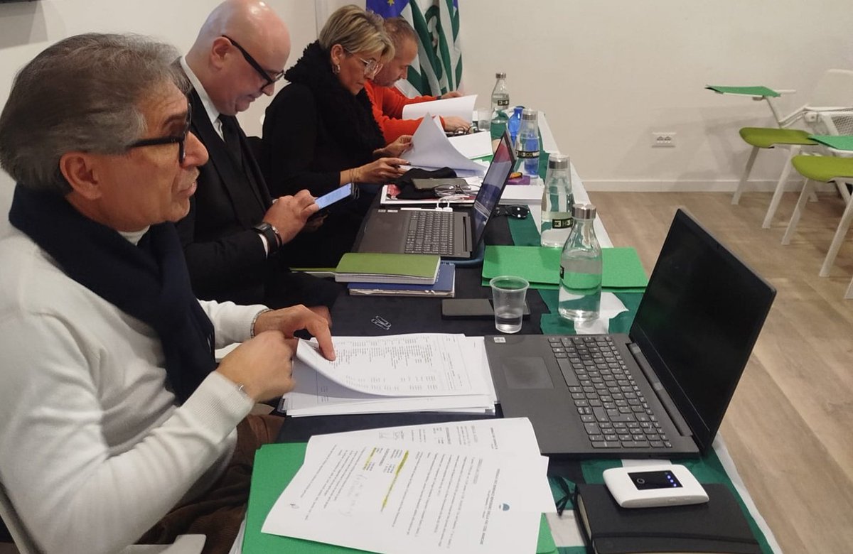 DSantini74's tweet photo. Oggi #Esecutivo @fai_cisl Marche ad #H3CoWorking(AN):trimestrale di periodo,Preventivo, Distacchi,situaz.pol.sindacale.#SGSantini:"FaiMarche consolida ed incrementa in Tesseramento e Bilancio;benvenuti ai Distaccati e procediamo compatti verso il ns prox Congresso".@cislmarche https://t.co/puwebjnl0k