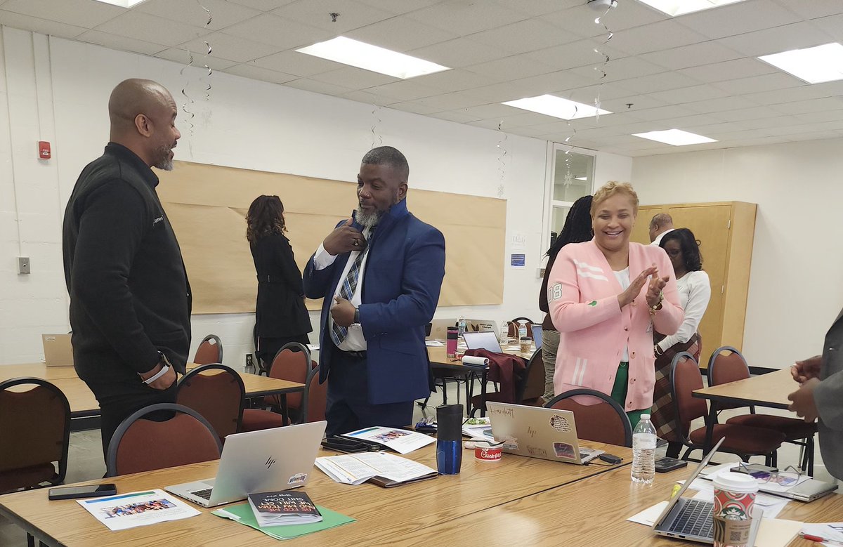 Brandi Smith tweet media