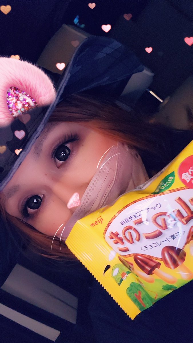 jx_tz9's tweet photo. 🐧自己紹介🐧
釣り歴一年の釣りガールです💕
日焼けしたくないので夜釣りでアジングしてます🎣
釣って食べるのも大好き💕
ミニスカートで釣りしてる人がいたら私なので仲良くしてください💕

活動エリア…千葉、茨城💕
愛用ロット…月下美人💕
タックルバック…ケイトスペード💕

#釣りガール
#釣女 https://t.co/1qGgw0gto1