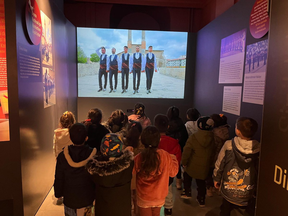 sivashalide's tweet photo. 2024-2025 Eğitim-Öğretim Yılı Dönem Sonu Faaliyetlerimiz kapsamında,14 Ocak 2025 Salı günü Sivas Şehir Müzesine gezi düzenledik.Müzede sergilenen eserler, tarihi yapıların maketleri ve interaktif bölümlerin büyük ilgi görmesi dikkat çekti. 
@sivasmem 
@necatiyener_ 
@Sivas_HEDEF https://t.co/k6GpSqMZil