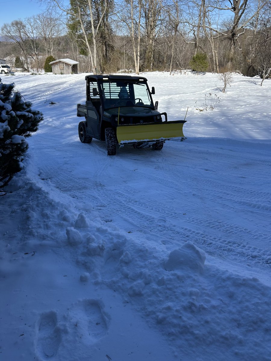 tar633's tweet photo. Wishing for spring https://t.co/Iz7JJ9Cjfz