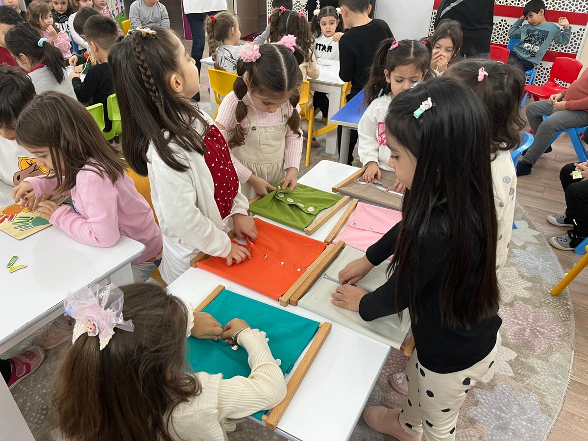 sivashalide's tweet photo. 2024-2025 Eğitim-Öğretim Yılı Dönem Sonu Faaliyetlerimiz kapsamında öğle grubu ögrencilerimiz günlük yaşamda ihtiyaçları olacak yaşam etkinlikleri yaptılar.
@sivasmem 
@necatiyener_ 
@Sivas_HEDEF https://t.co/9TTPPi07jQ