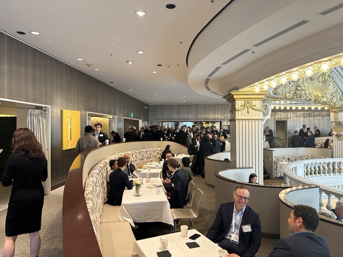 JHTechVentures's tweet photo. Thanks to everyone who joined this morning's networking breakfast at the 43rd annual J.P. Morgan Healthcare Conference! We celebrated @JohnsHopkins leadership in innovation with 200+ healthcare pros. Stay involved: https://t.co/IH3nLYSrfp #JPM25 #JHTV #JPM25 https://t.co/ApBFkJ0yL3