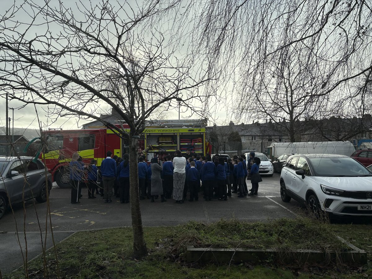 Victoria Primary School (@victoriaprimar3) on Twitter photo Keighley Fire brigade visited Years 5 and 6 today to teach them about Fire Safety and keeping themselves and others safe. <a href="/N_StarAT/">Northern Star Academies Trust</a> <a href="/WYFRS/">West Yorkshire Fire and Rescue Service</a> Keighley Fire brigade visited Years 5 and 6 today to teach them about Fire Safety and keeping themselves and others safe. <a href="/N_StarAT/">Northern Star Academies Trust</a> <a href="/WYFRS/">West Yorkshire Fire and Rescue Service</a>