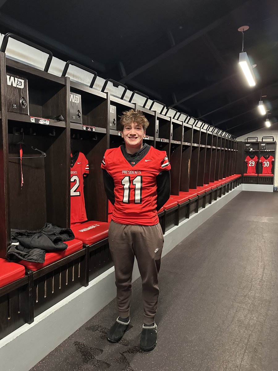 jack_flickinger's tweet photo. Thank you ⁦@CoachPhilBobich⁩ ⁦@Coach_Sirianni⁩ for the game day visit. Had a great time touring the campus and meeting the coaching staff! https://t.co/nKoi8pPlk5