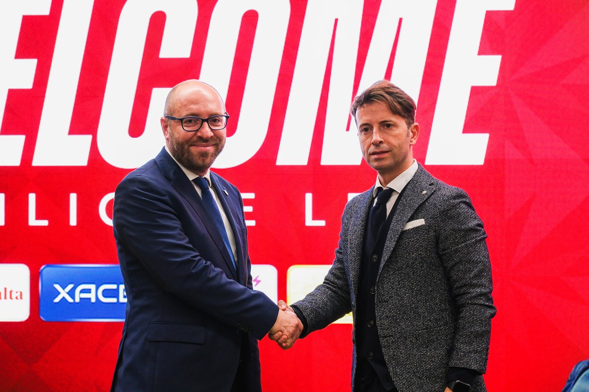 🇲🇹 "Pride and responsibility" – Emilio De Leo shared his thoughts on being appointed Head Coach of Malta's national teams during today's press conference. 💪⚽

Full details on our website 🔗👇

#UnitedForMalta #MaltaFootball #ForzaMalta #EmilioDeLeo