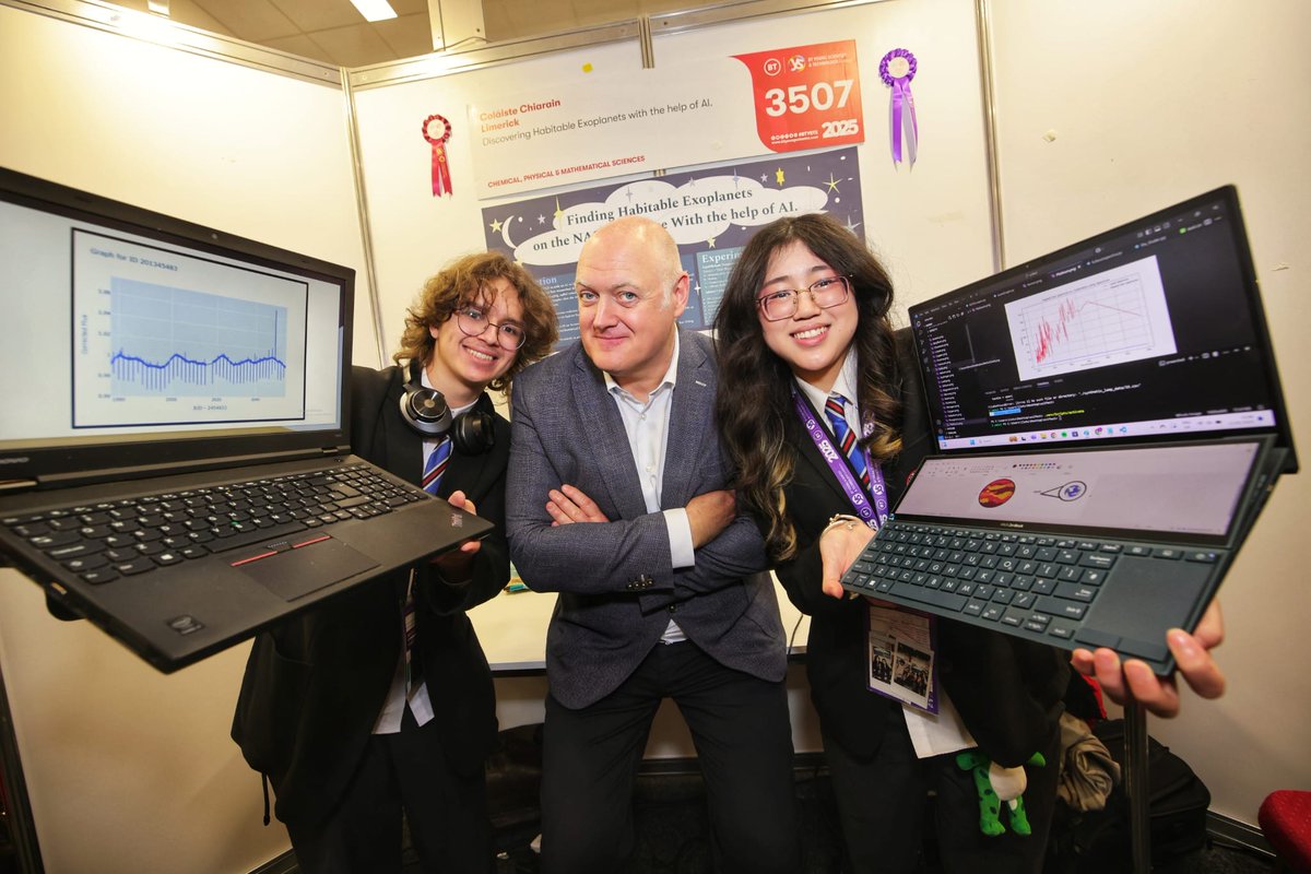 BT Young Scientist (@btyste) on Twitter photo The legendary Comedian, Television Presenter and Science Enthusiast <a href="/daraobriain/">Dara Ó Briain</a> visited our winning students and sought the truth to the phrase 'the big Irish head on you' at this year's BTYSTE 2025
#BTYSTE2025 #BTYSTE The legendary Comedian, Television Presenter and Science Enthusiast <a href="/daraobriain/">Dara Ó Briain</a> visited our winning students and sought the truth to the phrase 'the big Irish head on you' at this year's BTYSTE 2025
#BTYSTE2025 #BTYSTE
