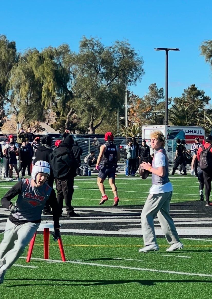 Bosten Fountaine tweet media