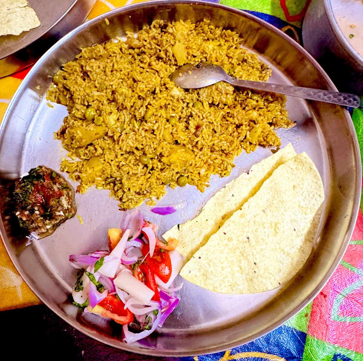 ZindgiGuIzarHai's tweet image. Finally day ended with #khichadi 🥰

#makarasankranti2025