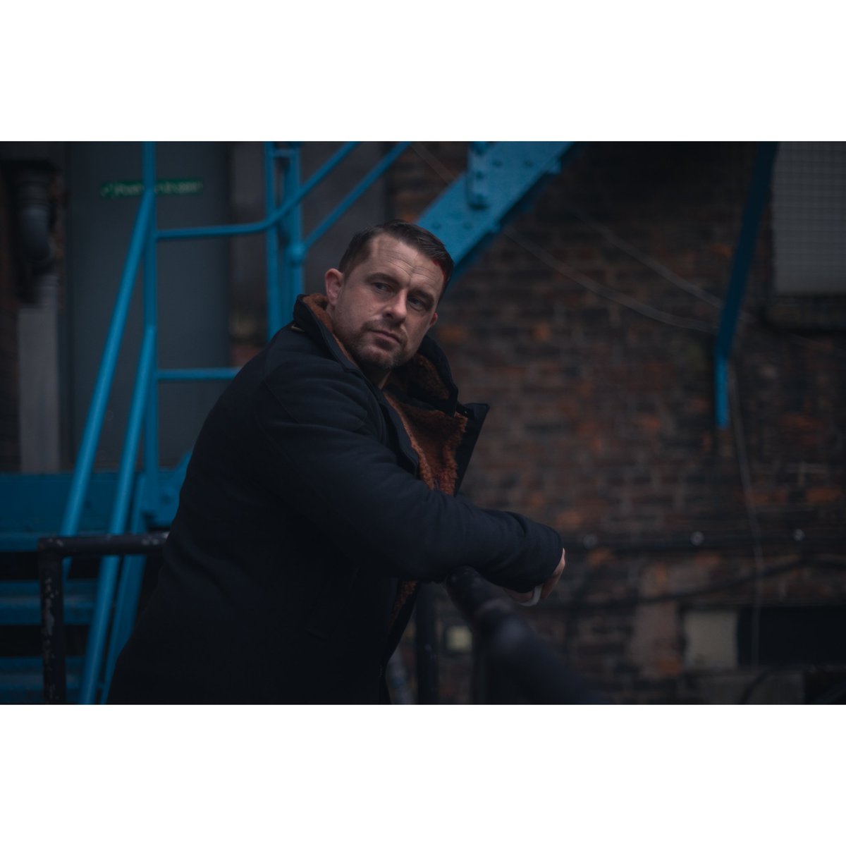 ChrisMason316's tweet photo. All the best memories are hers..
Ph @jsbissett
#cosplay #cosplayer #cosplayphotography #art #Photoshoot #cosplayphoto #comiccon #Bodybuilding #costume #movie #cinematic #sciencefiction #cyberpunk #detective #bladerunner2049 #bladerunner #officerk #bladerunnercosplay #ryangosling https://t.co/f8QiiQlZNq