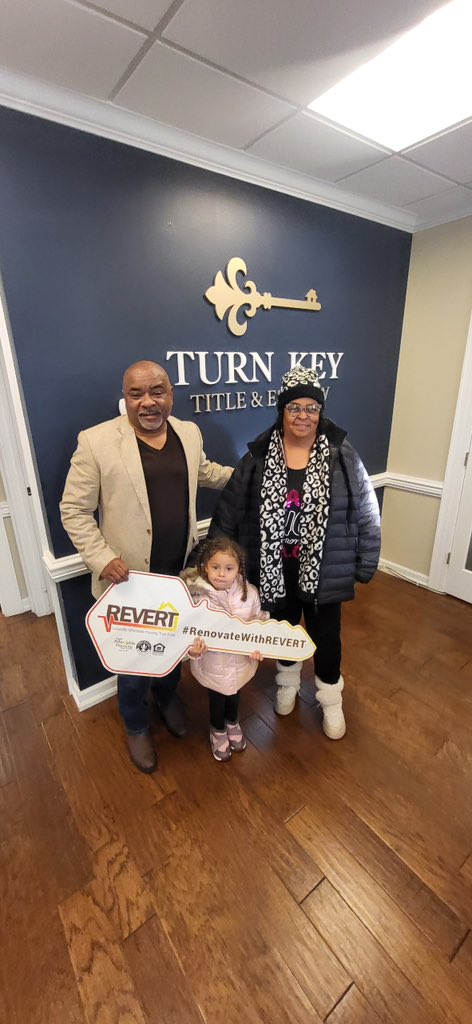 Congratulations to these homeowners on their newly renovated home using the REVERT programs! 🎉🎉 #REVERT #nomoreredlining #housingtrustfundlou