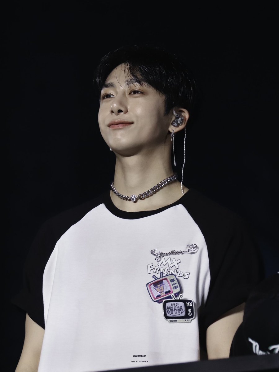iwonchu_hw's tweet photo. ʜᴀᴘᴘʏ ʙɪʀᴛʜ ᴅᴀʏ ʜʏᴜɴɢᴡᴏɴ💚☘️

우리  곧 다시 만나자 생일 축하해🫶🏻

#MONSTA_X  #HYUNGWON #형원
#HBDtoHYUNGWON
#다정함이내린겨울_형원데이 https://t.co/SFJPbImBVS