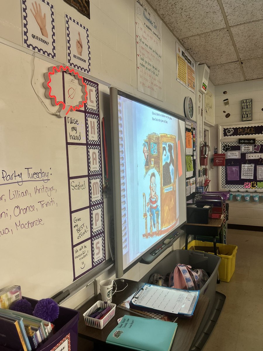 This morning I read The Teacher From The Black Lagoon and The Principal From The Black Lagoon to 3rd grade students at Caldwell Elementary! Readers are leaders! ❤️📚