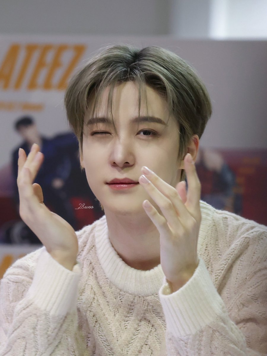 _28woo's tweet photo. 250112 ATEEZ プレミアム団体サイン会 団サ 神戸

#에이티즈 #ATEEZ #アチズ #정윤호 #윤호 #yunho #ユノ https://t.co/rAVEN8enVa