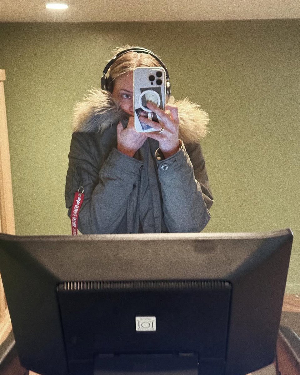 Kelsea Ballerini tweet media