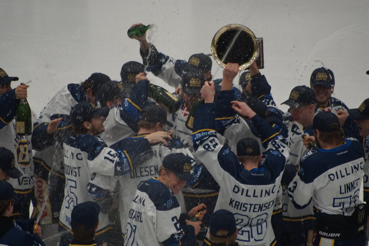 Lasse Mejdahl Christensen tweet media