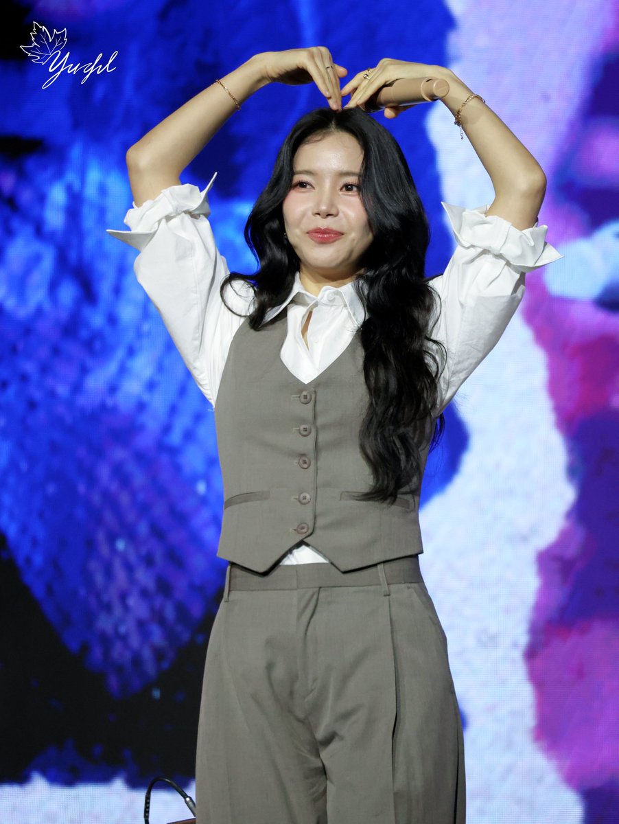 a11599a's tweet photo. 20250112
Solar’s TALK CONCERT [Topic Check] in TAIPEI

#솔라 
#Solar_Talk_Concert_in_TAIPEI 
#마마무
#MAMAMOO
#MAMAMOO 
#SOLAR 
#solartalkconcert https://t.co/7pNPGzKj5K