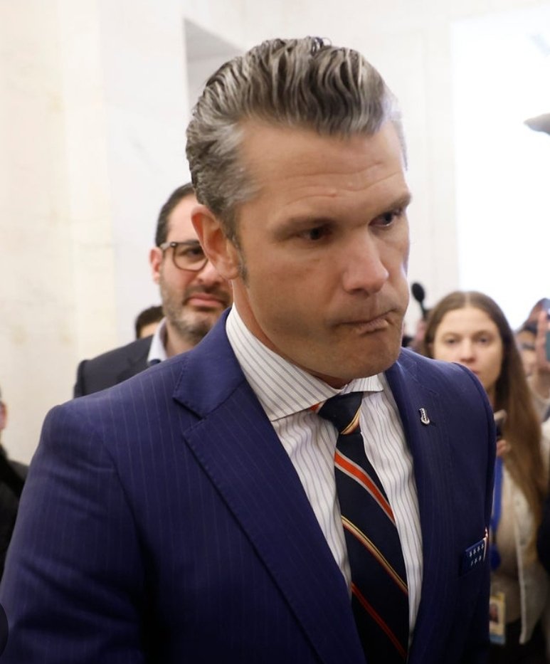 mmpadellan's tweet photo. Pete Hegseth had to step down from two veterans' nonprofit advocacy groups because of serious allegations of financial mismanagement.

If he can't handle finances at the lower level, how is he expected to manage the multi-billion dollar budget of the Pentagon?

This is serious business.
🚨Hegseth is UNFIT.