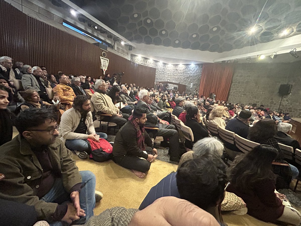 Majuli_Chapori's tweet photo. This evening at @IIC_Delhi was #poetic @GhoshAmitav touched on a range of issues — from the #violence of #modernity to pertinence of #decoloniality to a #vitalist understanding of the world — he ended by calling for #love: that where there’s love, possibilities are endless… ❤️ https://t.co/c1Dzkj8c0D