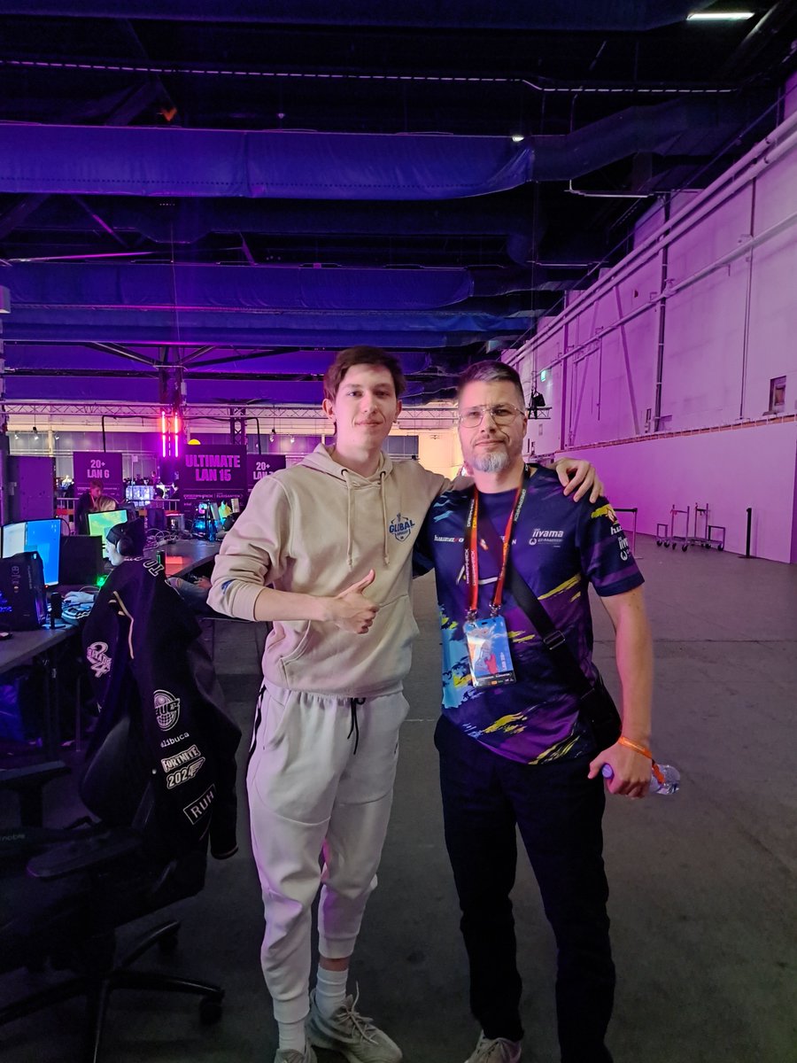 KRZYCH_TV tweet media