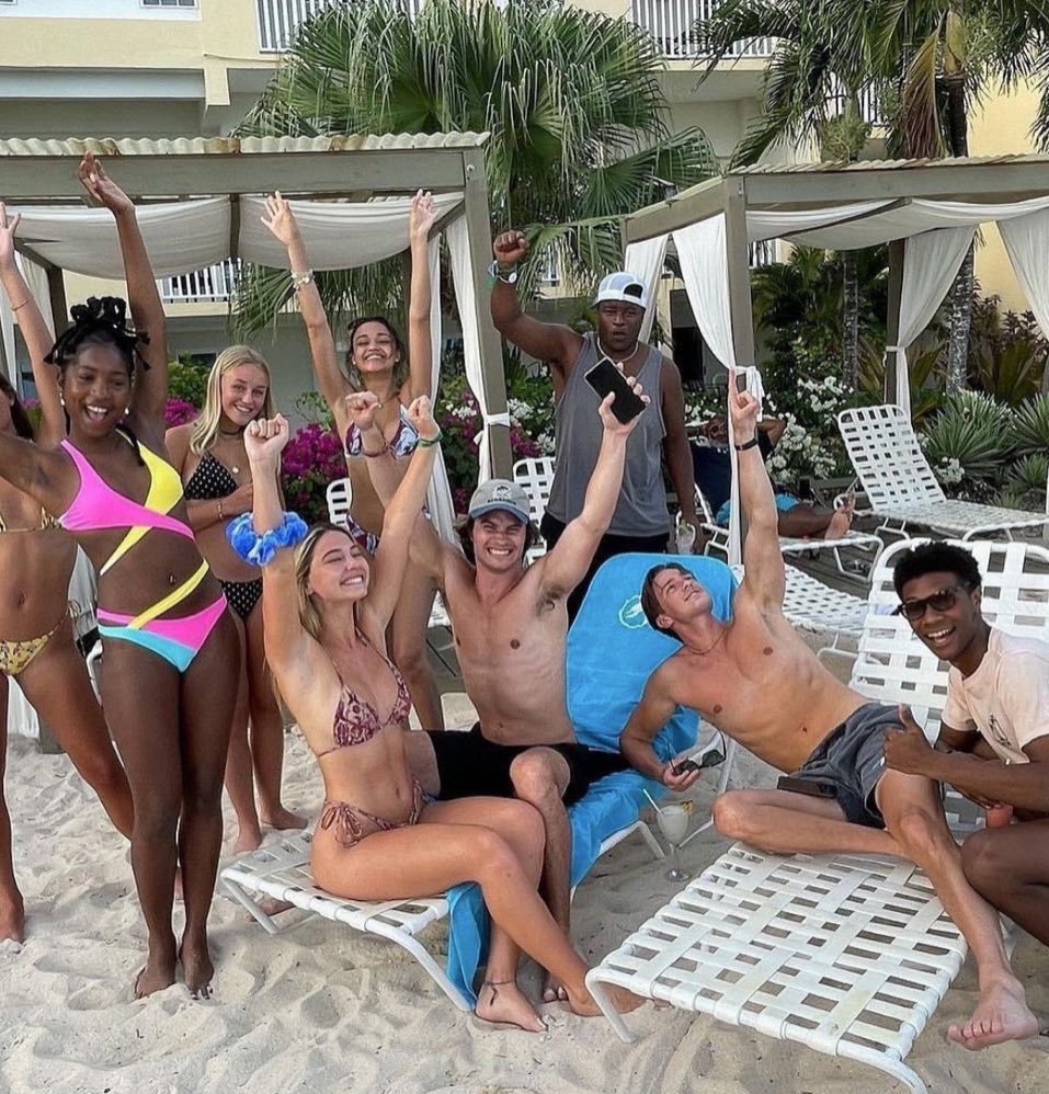 comfort outer banks tweet media