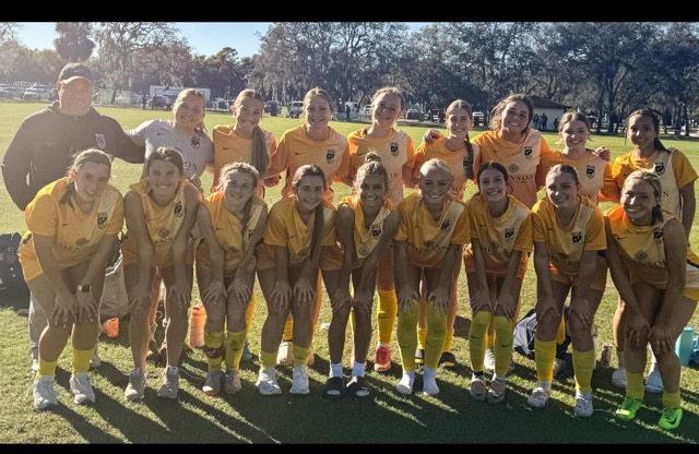 We competed well and went 3-0 in FL.   Blessed to be surrounded by these amazing players!! Way to go OE!🌴#ECRLFL