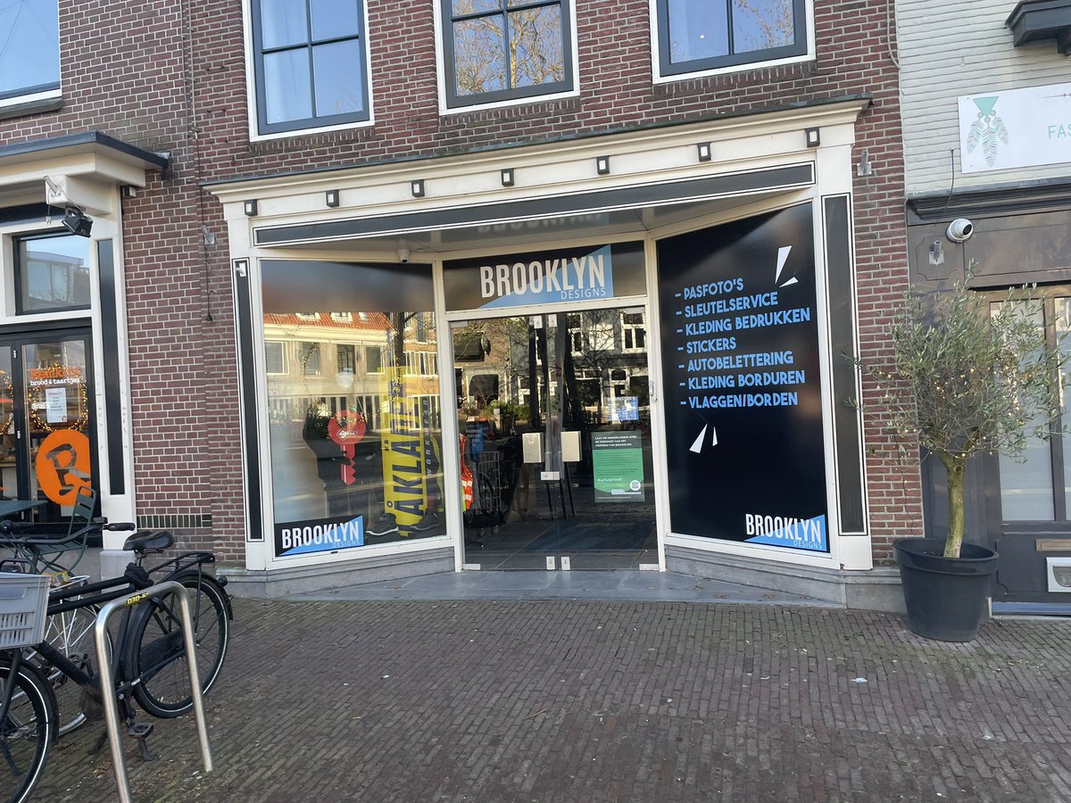 breukelenbridge's tweet photo. Prominent new name on the Kerkbrink in downtown Breukelen: Brooklyn Design, a lettering and printing shop. We noticed several other local Breukelen brands with Brooklyn in their name… 

1/3

Which Breukelen companies or organizations do we miss? https://t.co/6JqlGsotwB