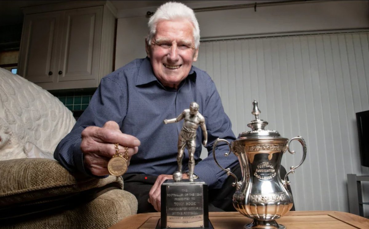 LiveupdatesUS's tweet photo. 💔 Just In: Former Manchester City captain and manager Tony Book has passed away at the age of 90.
A legend in football, Tony Book's legacy at City will never be forgotten. Rest in peace. ⚽️🙏 #TonyBook #ManCity #FootballLegend https://t.co/R9oJWNS6fQ