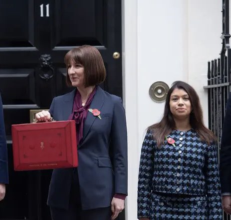 daveatherton's tweet photo. 🚨Breaking News 🚨

Anti-Corruption Minister @TulipSiddiq has resigned over allegations of corruption. https://t.co/tzBiVRGnxh