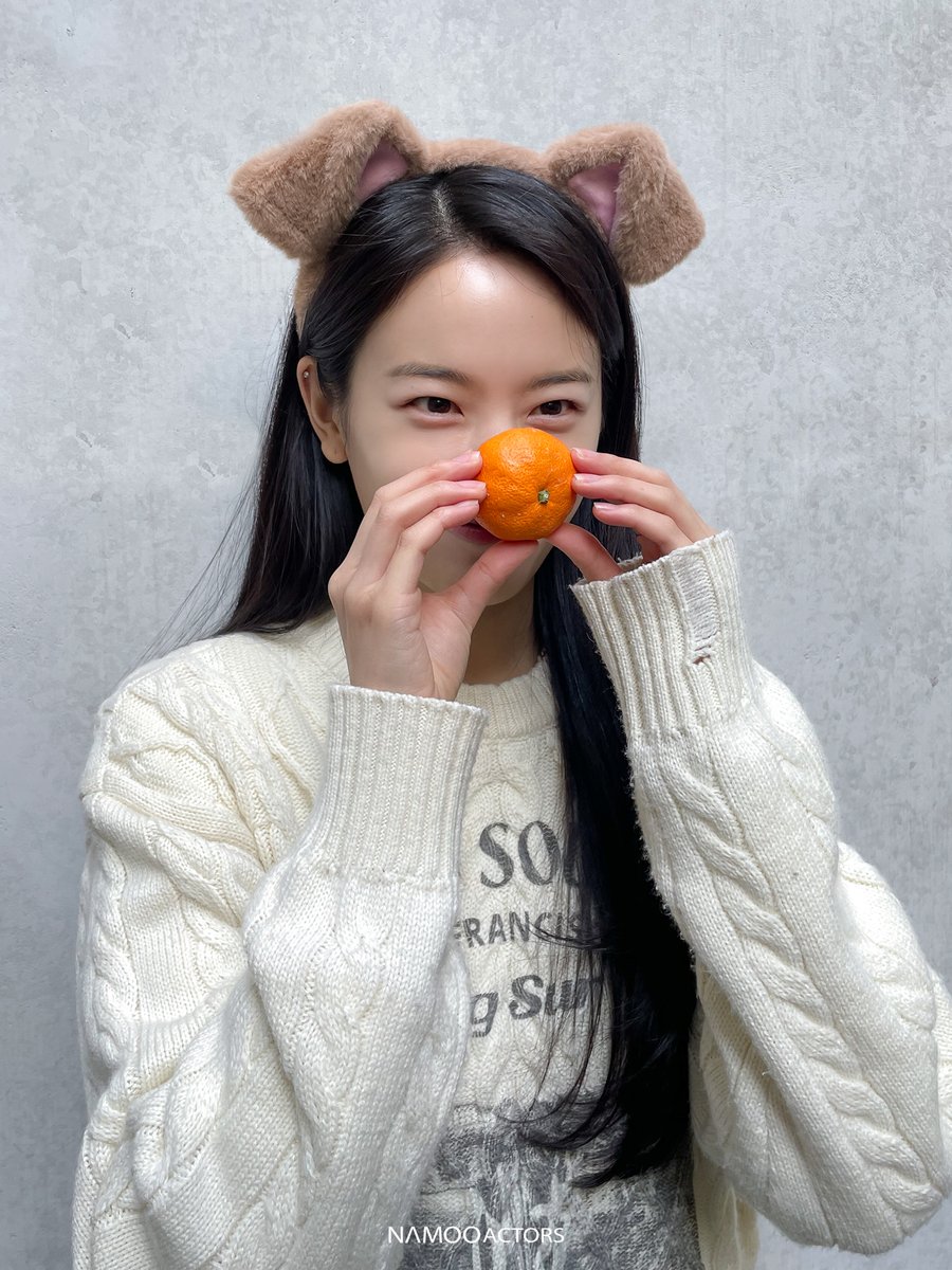 NAMOOACTORS2004's tweet photo. [🌳📂] 나무엑터스 창립 21주년 기념 - 나무집 장규리 ver.

𝐍𝐀𝐌𝐎𝐎𝐀𝐂𝐓𝐎𝐑𝐒 𝟐𝟏𝐬𝐭 𝐀𝐍𝐍𝐈𝐕𝐄𝐑𝐒𝐀𝐑𝐘
유튜브 ▶ https://t.co/ElXOmAniLO
네이버TV ▶ https://t.co/GzA8G7VuGC

유튜브 ▶ https://t.co/3t42yWSJwN
네이버TV ▶ https://t.co/VQp64CH5ti

#장규리 #나무엑터스 #나무집_21st #JANGGYURI #NAMOOACTORS
