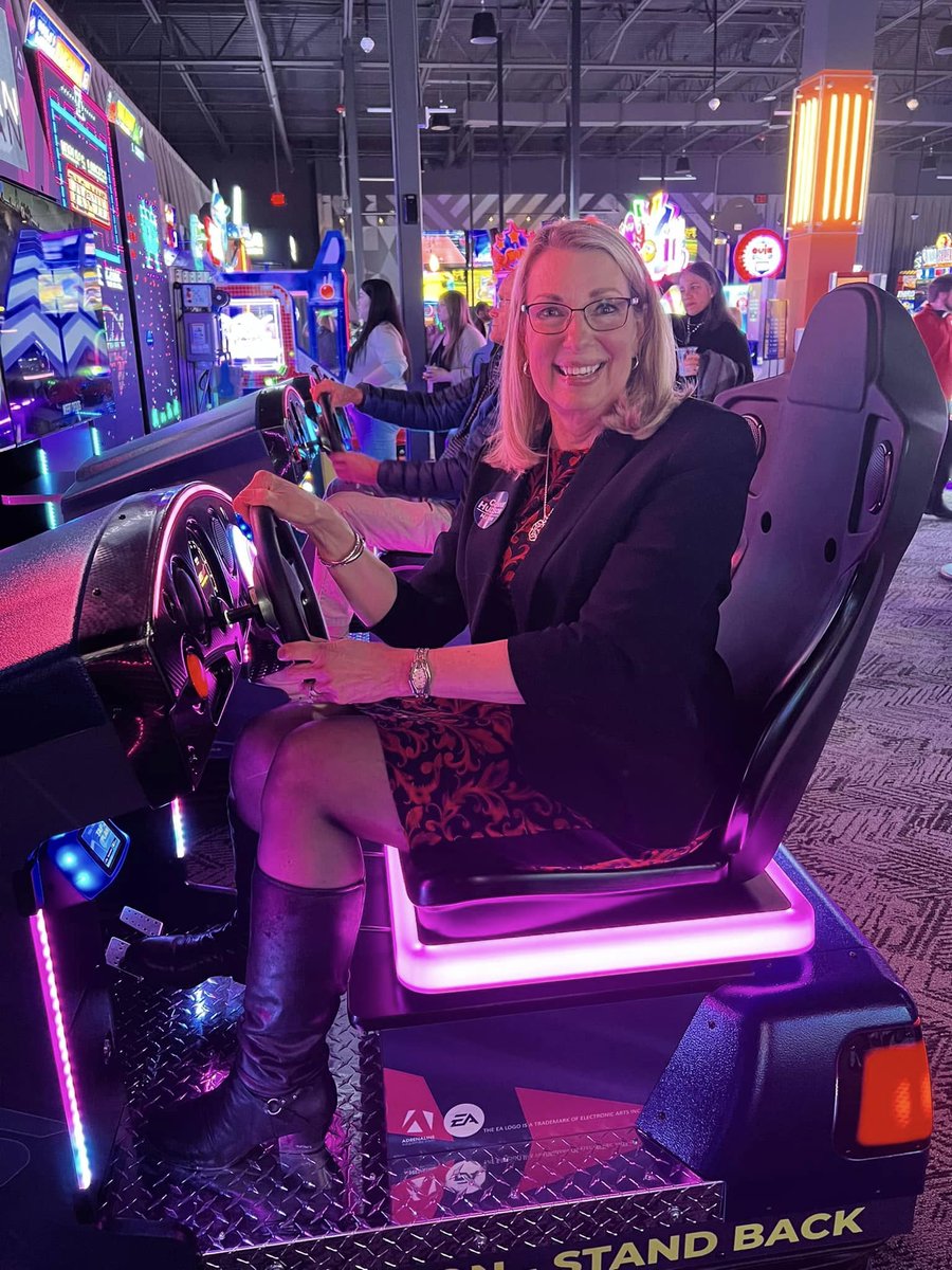 Connie Hudson for Mobile tweet media